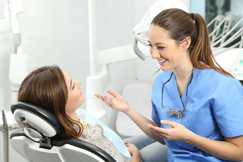 Työntekijöiden hampaat kuntoon – voiko yritys tarjota hammashoitoa rajoituksetta?