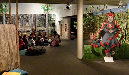 Kentanpäässä-näyttelyssä kerrotaan lapsille tarinoita. Kuva Saamelaismuseo Siida