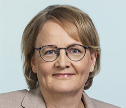 Johtava verojuristi Päivi Kaari Päivi Kaari