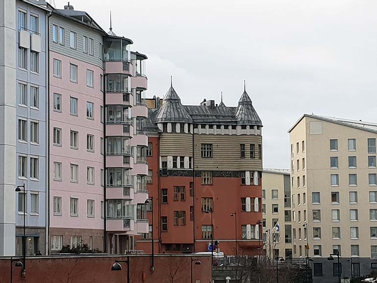 Uusia kerrostaloja Helsingissä