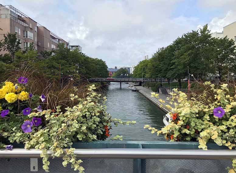 Maisemia Ruoholahdesta