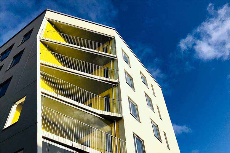 Usi kerrostalo Helsingin Herttoniemenrannassa