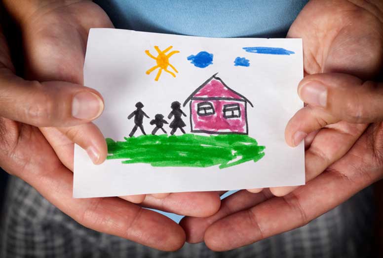 Mökkipiirros ja perhe