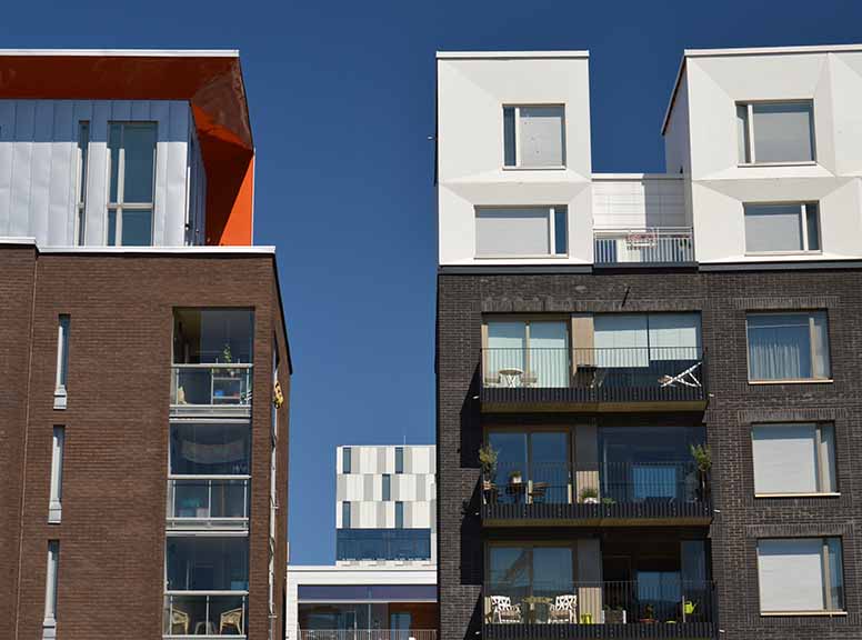 Modernit kerrostalot Helsingissä