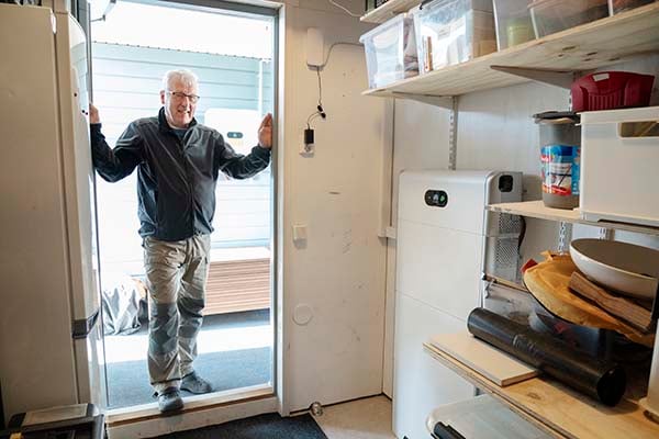 Harri Tammen hankkima akku toimii luvatulla tavalla eli varastoi sähköä, kun sähkön hinta on alhaalla.