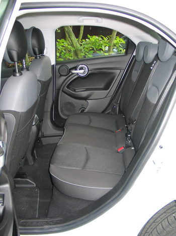 Fiat 500X takapenkki