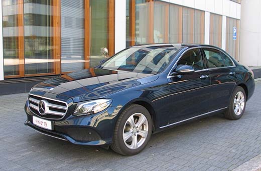 Mercedes-Benz E 220 d A Premium Business