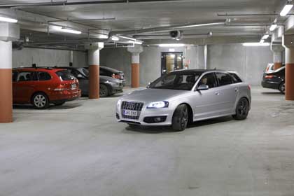 Autohalli