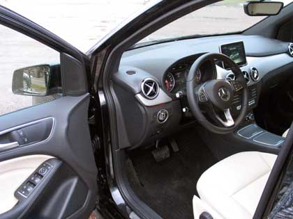 Mercedes-Benz B_sarja pelkistettyyn mutta silti laadukkaaseen susutaan.
