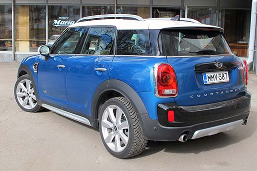 19-tuumaisten Edged Spoke –vanteiden lisähinta Mini Countryman Cooper S ALL4:ään on 580 euroa. 