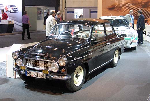 Škoda Octaviaa käytettiin ralliautona 1960-luvun alussa. Kuvan kilpuri oli esillä Škodan osastolla Techno Classicassa Essenissä vuonna 2011, jolloin Škoda Motorsport täytti 110 vuotta. 