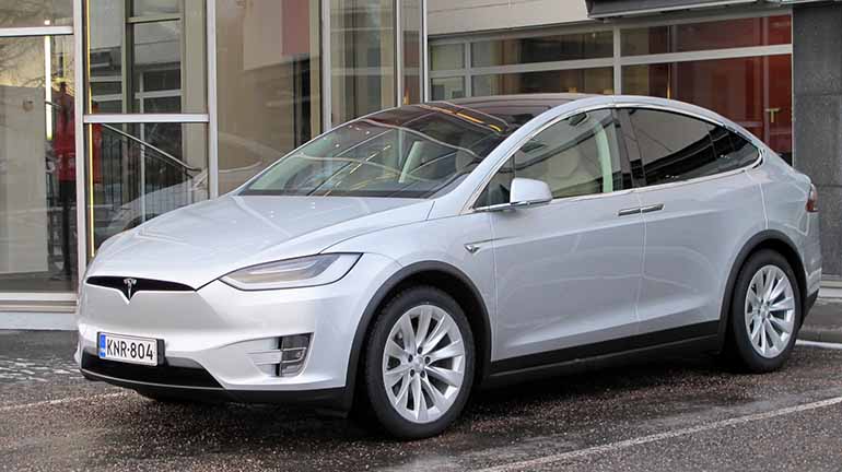 Tesla Model X:stä on koeajojutun yhteydessä myös helmikuussa 2017 Porvoossa kuvattu lyhyt video. Sittemmin Taloustaidon koeajovideot ovat pidentyneet silloisesta puolestatoista minuutista. 