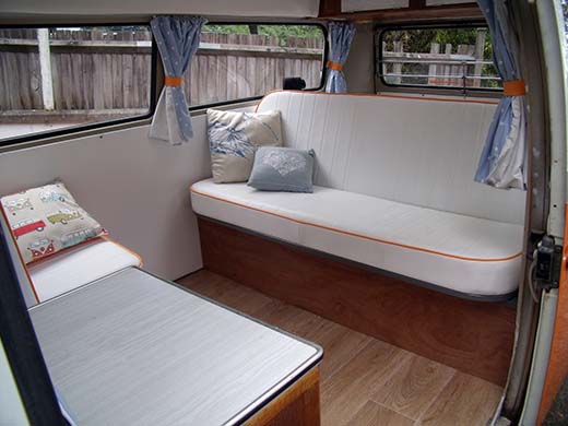 Auton sisustus on uusittu Volkswagenin tehtailla 2015/2016. Kuva Bonhams