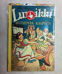 Tätä sarjakuvalehteä – Lumikki ja 7 kääpiötä 9B vuodelta 1952 – suomalaiskeräilijät himoitsevat, ja nyt sellainen olisi tarjolla Helsingin Pantin huutokaupassa. Keskisivu on irti, ja kannessa on mustekynän jälki, mutta hintapyyntö on silti kohtuullinen.