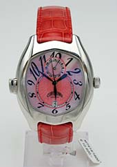 Tämän käyttämättömän Cedric Johnerin Abyss-kellon hinta-arvio on 2 500 euroa. Suomen arvohuutokaupoista ei vertailuhintoja löydy, mutta näitä geneveläisen kellosepän arvokelloja on kyllä myyty kansainvälisissä arvohuutokaupoissa – mm. Christiellä sekä tätä arviohintaa alemmalla että varsinkin korkeammalla hinnalla. Kuva: Helander