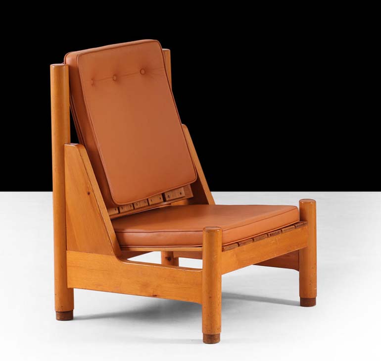 Upea Aarne Ervin tuoli 1940-luvulta Leppiniemen Pyhäkosken voimalan vierasmajalta. Tuoli on hienossa kunnossa. Se on tehty mäntypuusta ja päällystetty nahalla. Siitä maksettiin Annmari´sin huutokaupassa huutomaksuineen noin 5 000 euroa. Ervin tuolin muoto on saanut inspiraationsa Leppiniemen Pyhäkosken voimalan padon pohjarakenteesta.