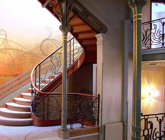 Tassel Housen portaikko. 