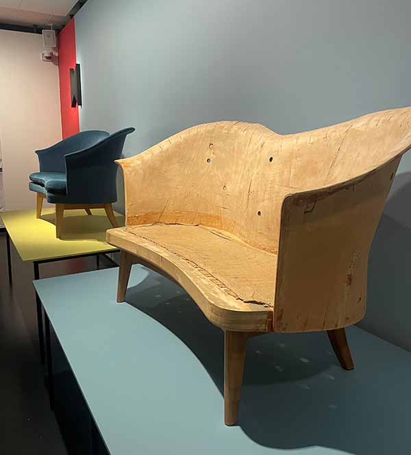 Näyttelyssä oli nähtävillä myös Duetto-sohvan rakenteet. Kuva: Katja Weiland-Särmälä