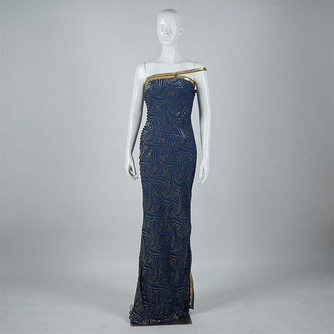 CHRISTIAN DIOR, design John Galliano, aftonkl&auml;nning, v&aring;r_sommar 2001_Kuva_Istockphoto.jpg