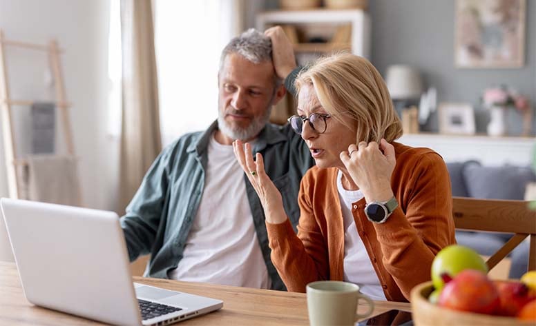 Käytetty pesukone, peli­konsoli tai imuri – naisilla ja miehillä omat suosikit netti­kirpputorilla
