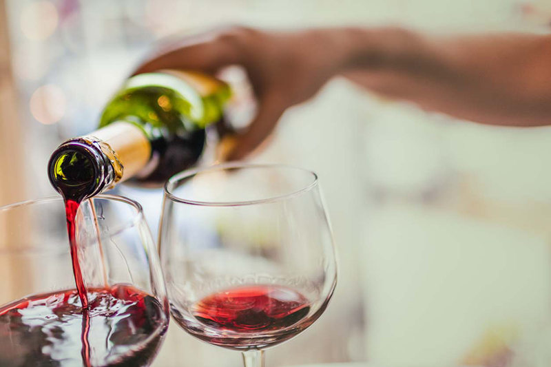Budjettiriihi: Alkoholi ja lämmitys kallistuvat 2018