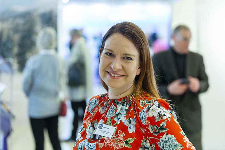 ”Mieti, mikä on viimeinen tahtosi ja laadi asiakirjat yhdessä ammattilaisen kanssa", lakiasiantuntija Piia Jeremejeff kannustaa.