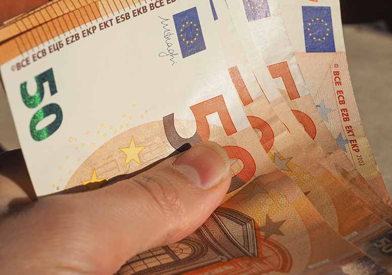 Saanko hyödynnettyä osakesäästötilin tuotosta maksamani verot?