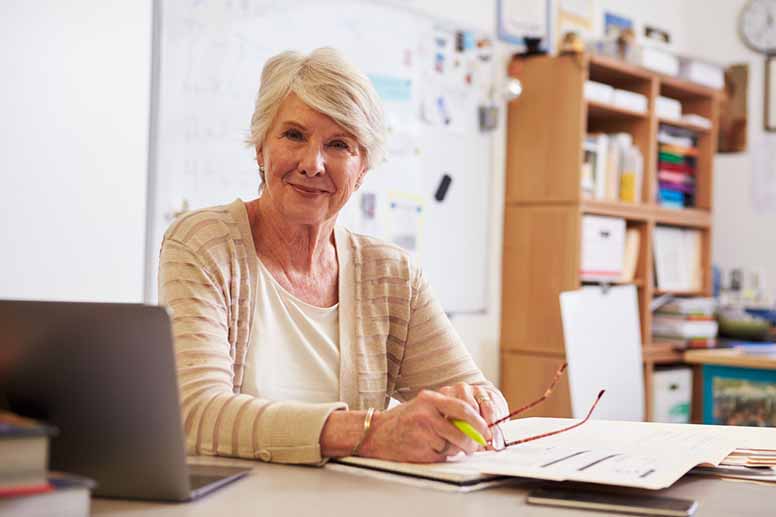 Moni eläkeläinen jatkaisi töissä – avainsanoja ovat  osa-aikatyö ja joustava työaika