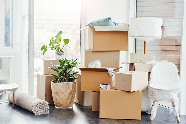 Muutan uuteen asuntoon – saako muutto­kuluista kotitalous­vähennyksen?