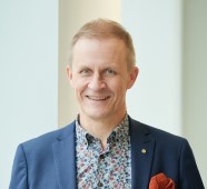 Heikki Peltola, johtaja, pankkitoiminnan pk-yritysasiakkaat,  OP