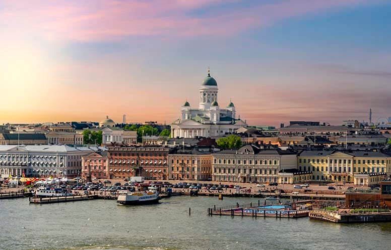Helsingin kesäinen kauppatori