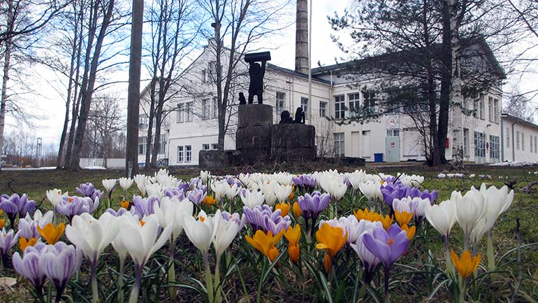 Killinkosken Wanha Tehdas on suosittu nähtävyys Virtain Killinkoskella. Tarjolla on historiaa, taidetta, tehdasmyymälä ja kahvila. Kesällä alueella on myös kirpputori. Kuva: ©Linda Peltola